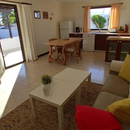 بيت للعطل Freistehendes Haus Mit Pool In Cabreras Nazaret